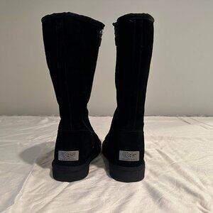 UGG Boots with zipper and limited-edition metal logo plate (Like New Condition)